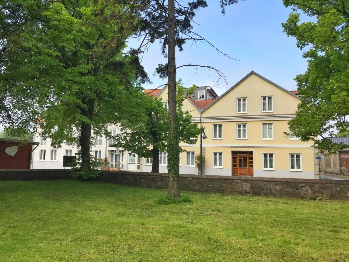 Hafenresidenz - Ferienwohnung 17 "Zugvogel" Wiek auf Rügen Dış mekan fotoğraf