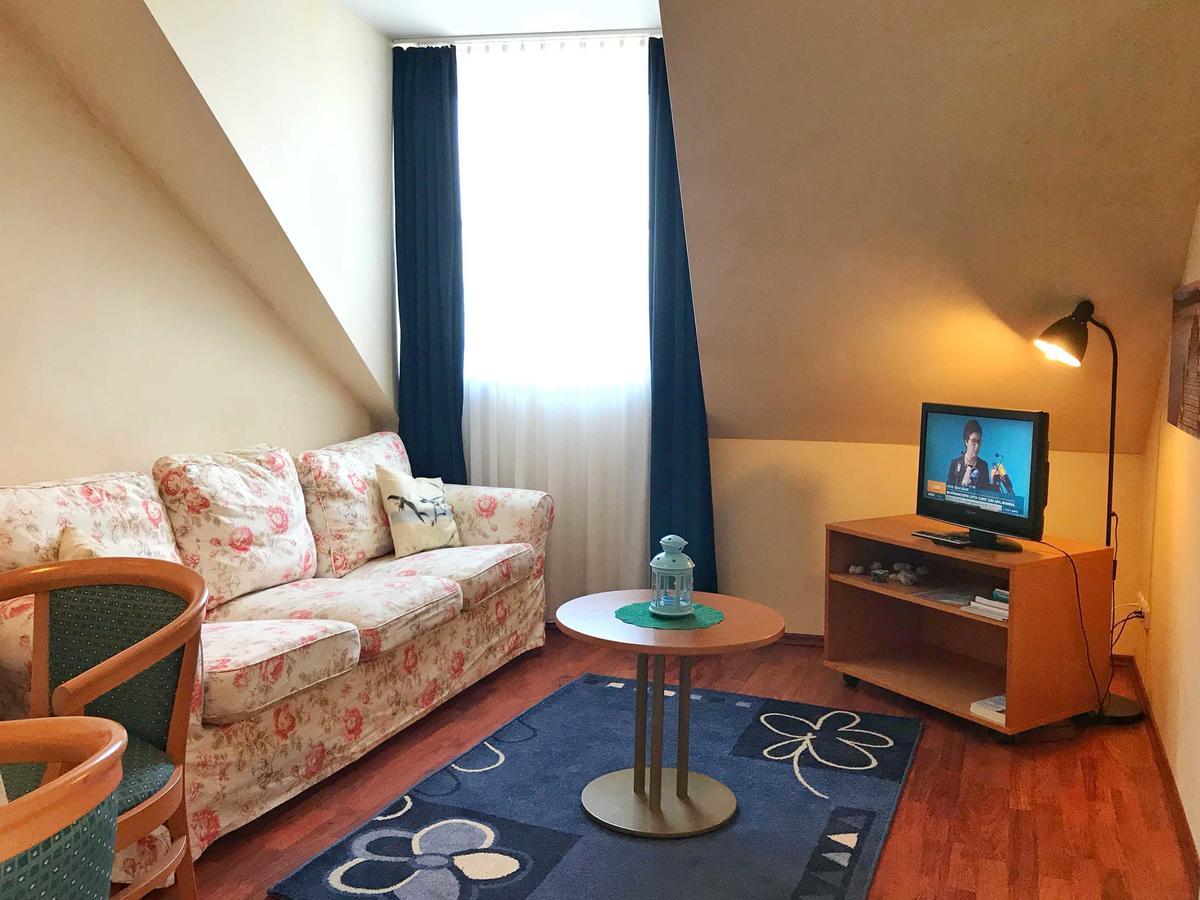 Hafenresidenz - Ferienwohnung 17 "Zugvogel" Wiek auf Rügen Dış mekan fotoğraf